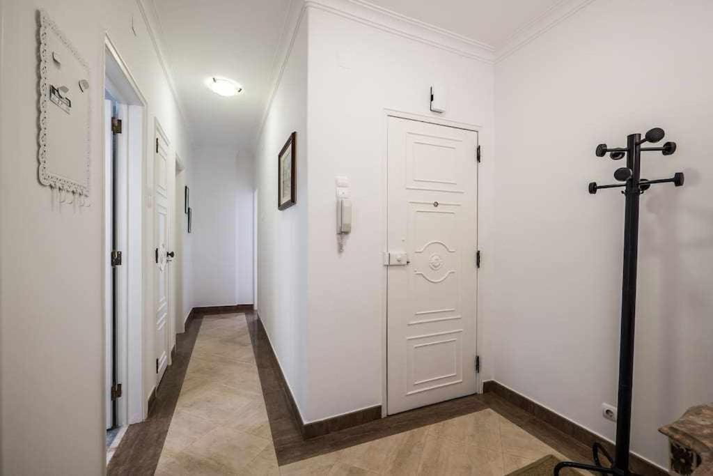 Apart Lisboa Confortavel 2 Quartos Com Terraco Odivelas  Extérieur photo