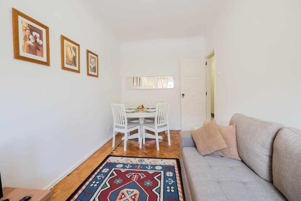 Apart Lisboa Confortavel 2 Quartos Com Terraco Odivelas  Extérieur photo